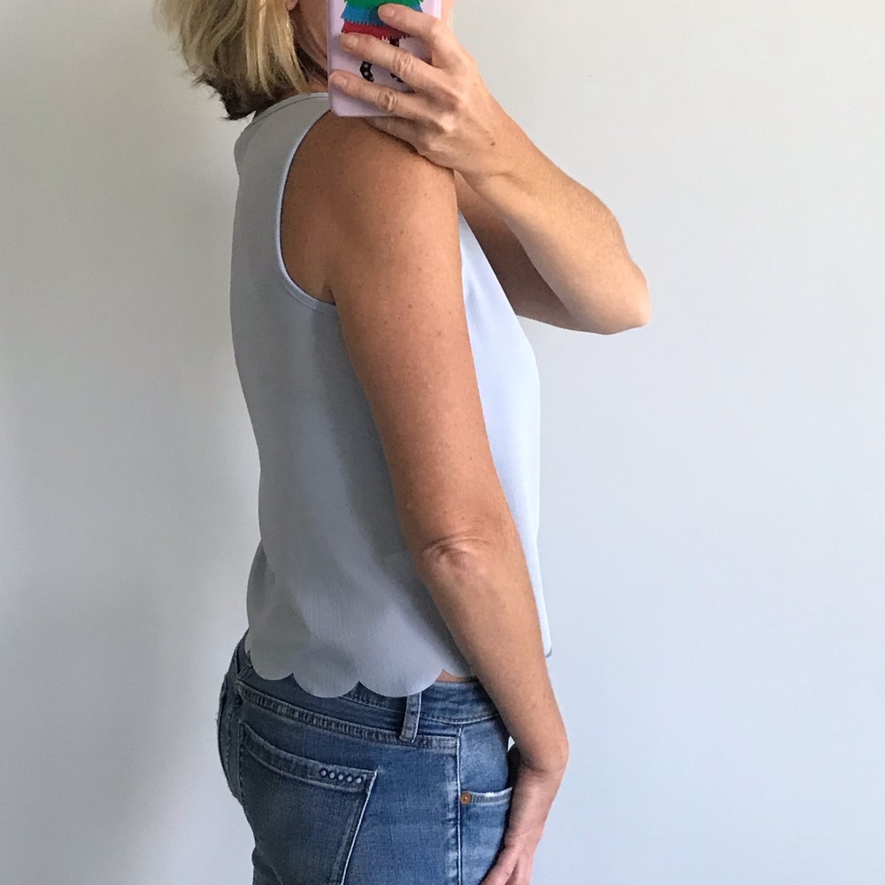 Scallop Hem Tank - Picture 5 of 6